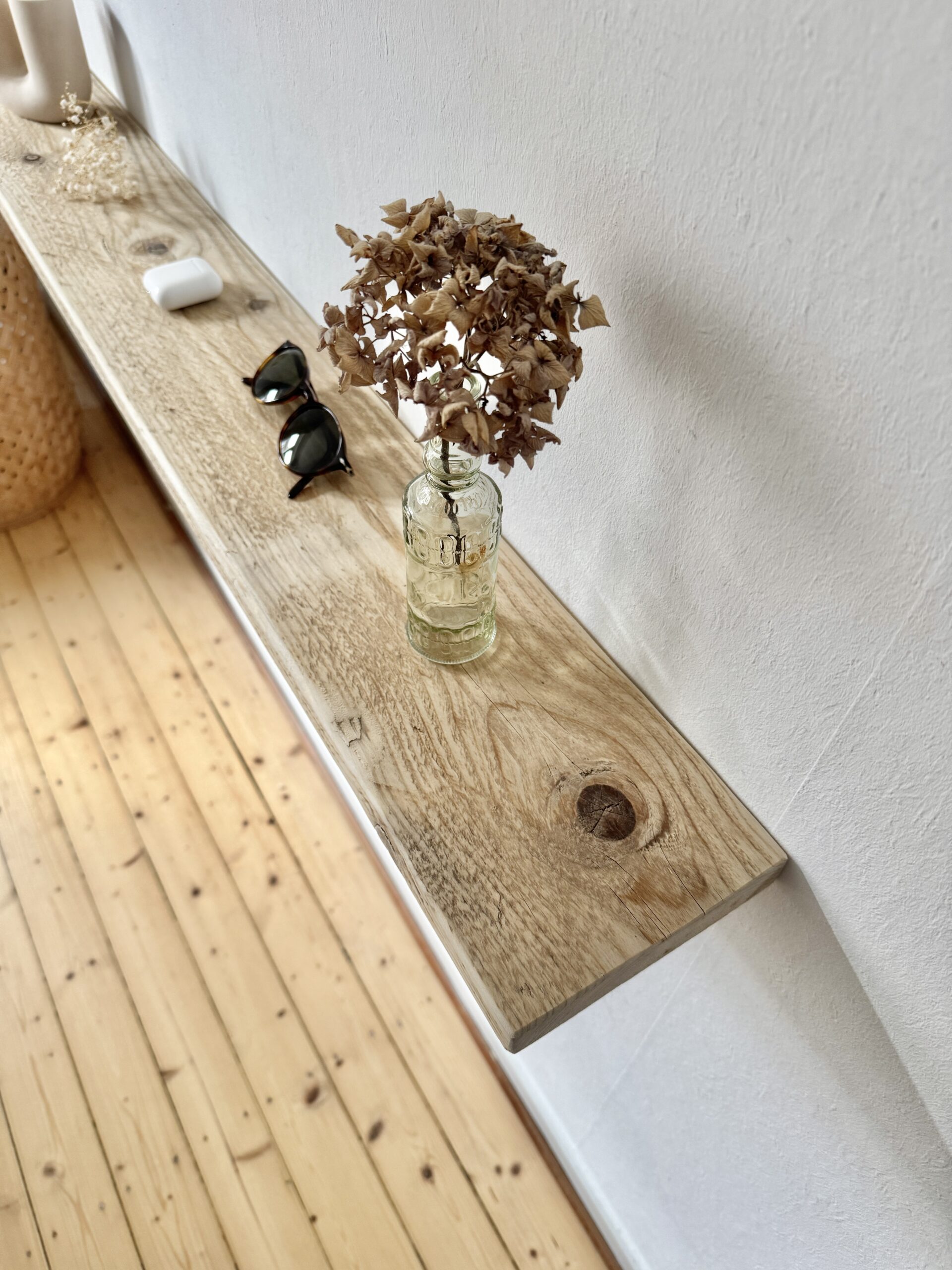 Schwebendes Regal Altholz – Bild 7