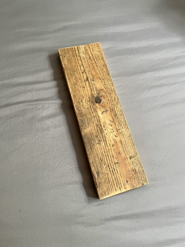 Schwebendes Regal Altholz mit Leinöl Finish – Bild 6