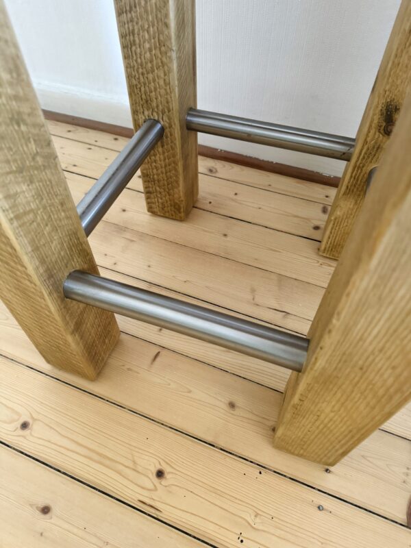 Barhocker aus Altholz – Bild 10