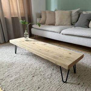 Couchtisch *ungeölt* Gerüstbohlen auf Haarnadelbeinen