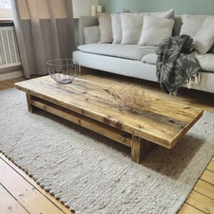 Coffeetable mit Längsleiste *geölt*