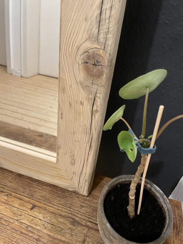Spiegel mit Altholzrahmen – Bild 9