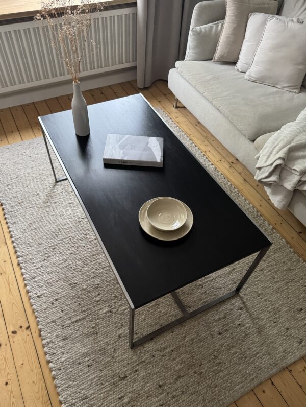 Handgefertigter Couchtisch mit schwarzer Platte im Industrial-Design – Baustahl | Lokale Herstellung (Kopie) – Bild 8