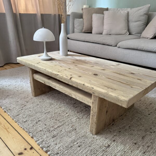 Coffeetable mit Längsleiste 35 cm hoch